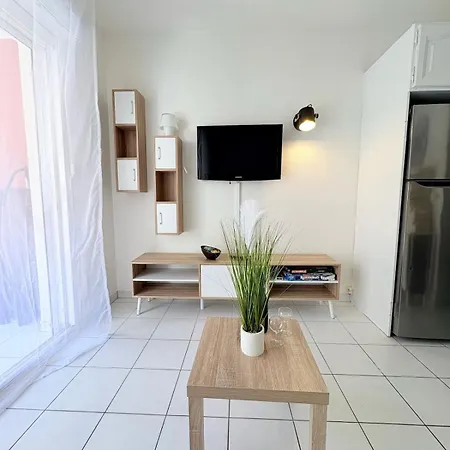 Front De Mer, Climatisé, Terrasse Апартаменты *